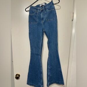 Hollister curvy, high-rise, vintage, flares